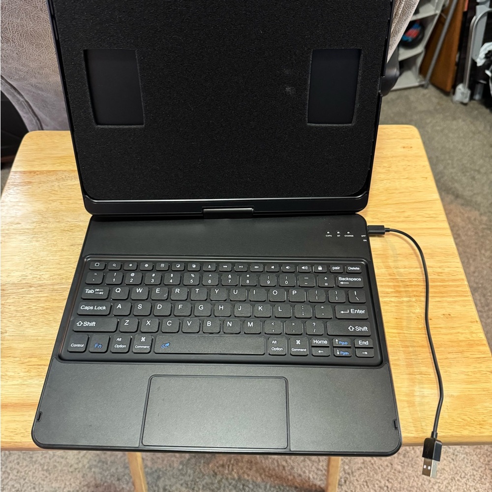 MMK Magic 360°Rotatable&Swivel Keyboard with Trackpad